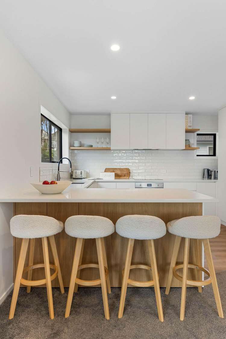 1/12 Surville Place Mairangi Bay_54