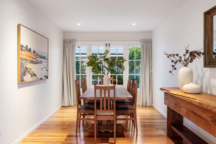 25 Whitby Crescent Mairangi Bay_32