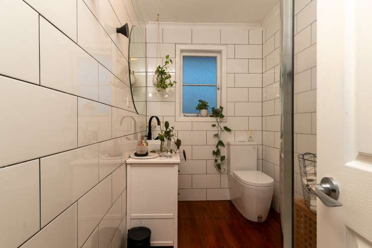 1/11 Henwood Road Mangere East_6