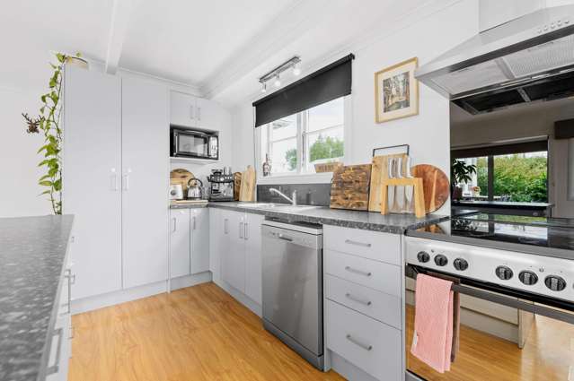 9 Wall Street Nawton_3