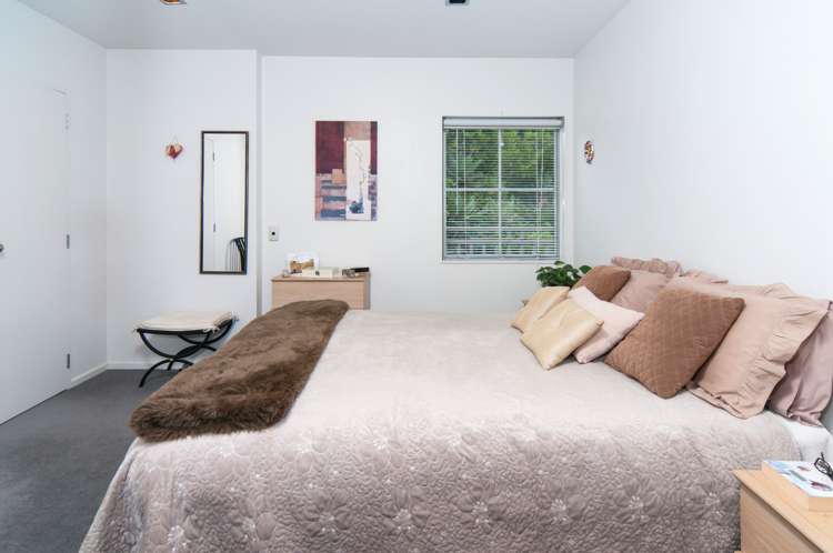 7/31 The Avenue Albany_16