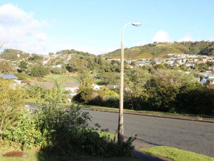 85 Leeward Drive Whitby_16