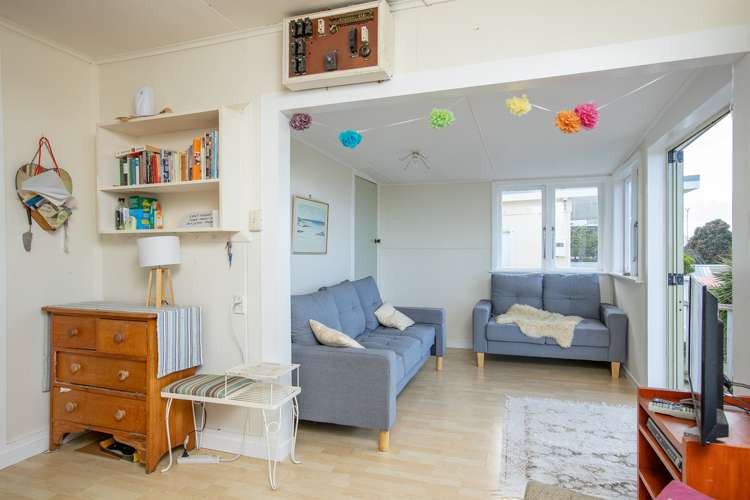 1 Sandy Bay Drive Mataikona_8