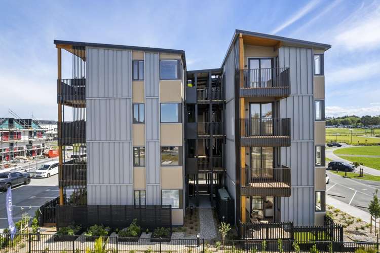 5/40 Waiparaheka Drive_0