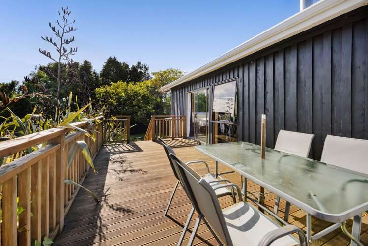 9 Standish Street Midhirst_29