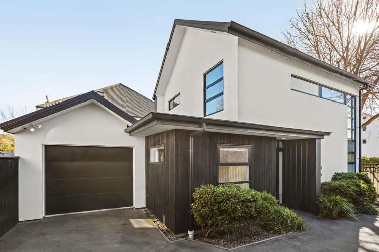 1/142 Chester Street East_0