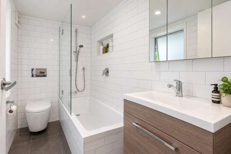 12 Braemar Road Rothesay Bay_7