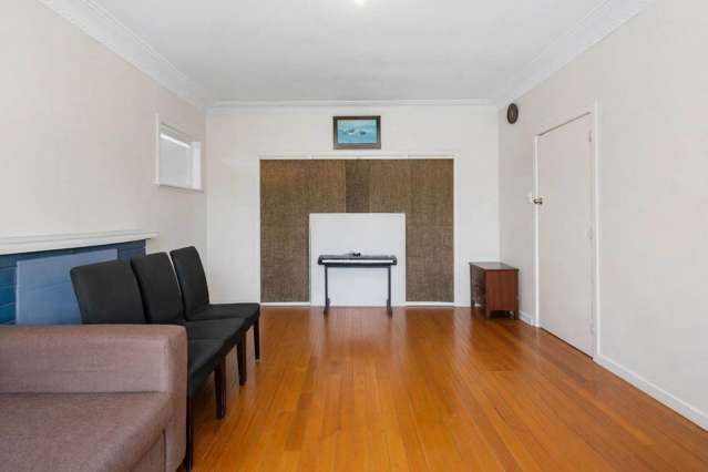 42 Coxhead Road Manurewa_3