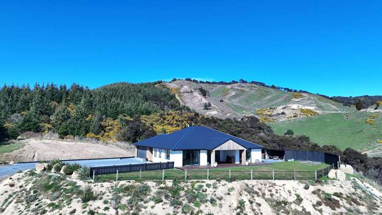 6 Salcombe Street Kaitangata_1