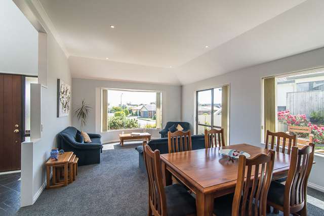 135 Milne Drive Paraparaumu_3