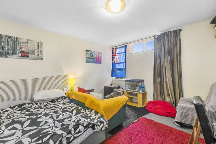74 Heriot Row North Dunedin_5