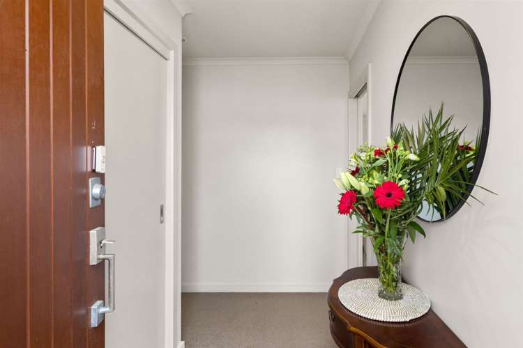 5 Gregory Grove Clive_10