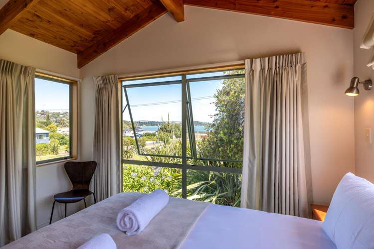 49 Tahatai Road Oneroa_17