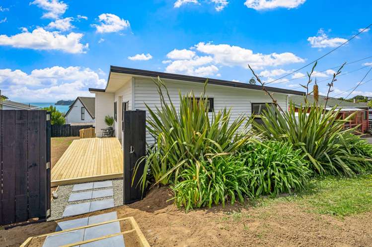 23 Melandra Road Stanmore Bay_18