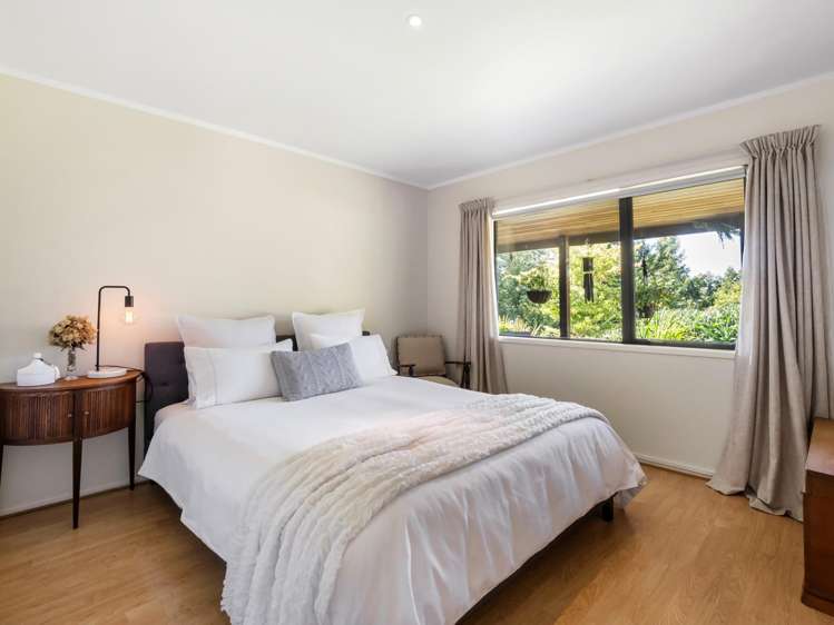 8 Pine Ridge Lane Aongatete_17