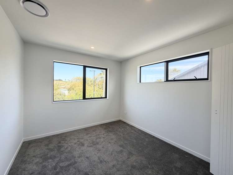 80F Tukutata Crescent Milldale_11