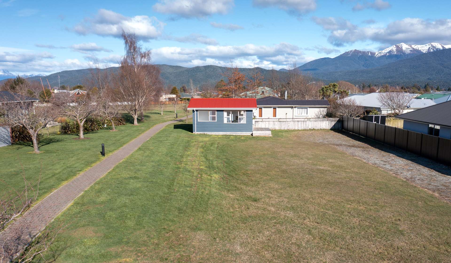 30 Lawson Burrows Crescent Te Anau_0