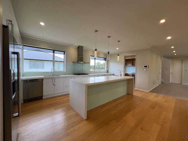 6 Albertine Place Greenhithe_3