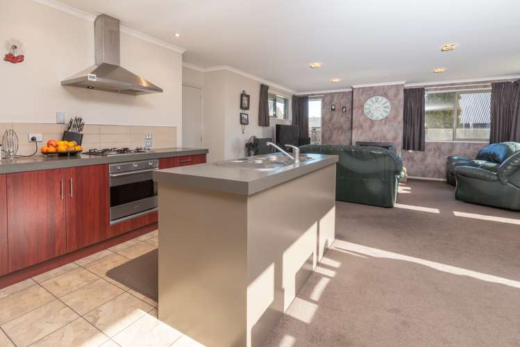 33b Larch Crescent Alexandra_5