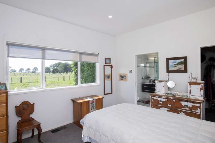 1 Forster Street Tolaga Bay_31