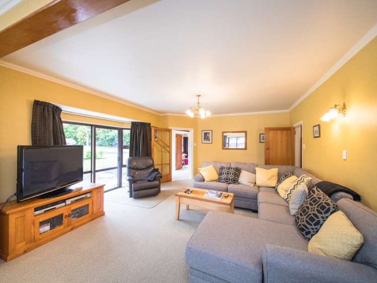 181 Short Road Halcombe_17