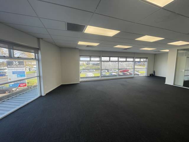 Bright and Modern First Floor Office