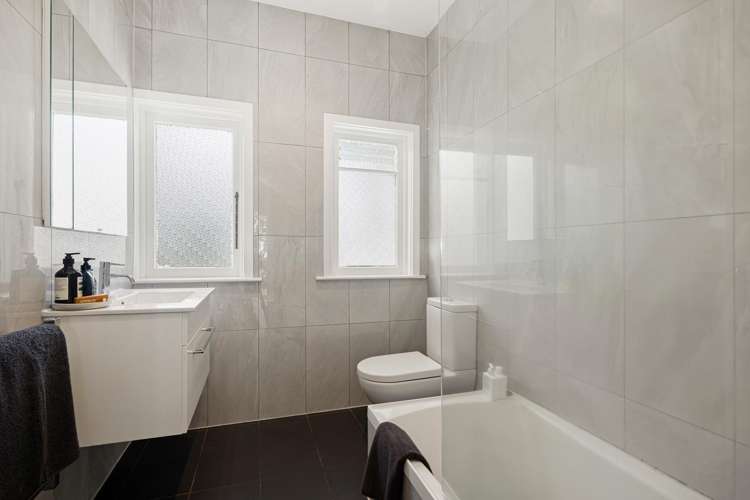 7 Weston Avenue Mount Albert_11