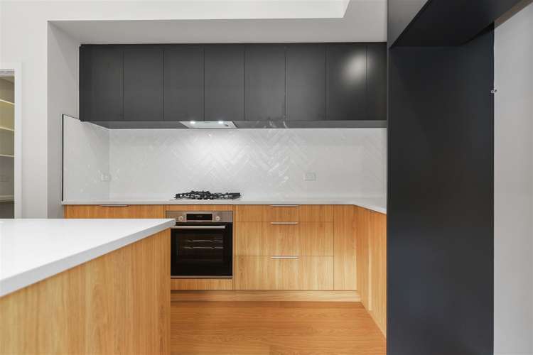 14 Gosset Avenue Chartwell_5