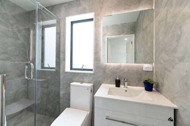 3/43 Savoy Road Glen Eden_14