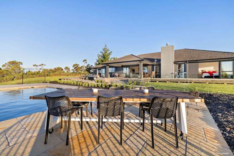 73 Sonja Drive Hunua_17