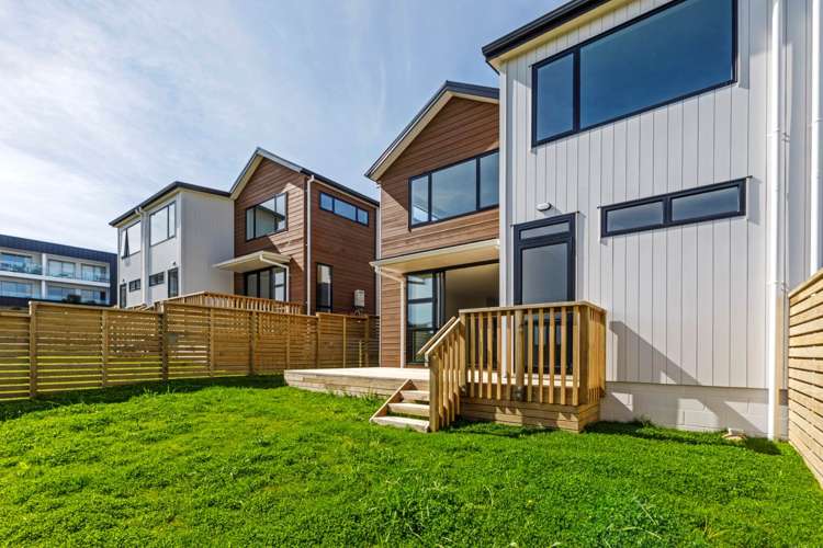 6 Seafarer Crescent Stanmore Bay_24