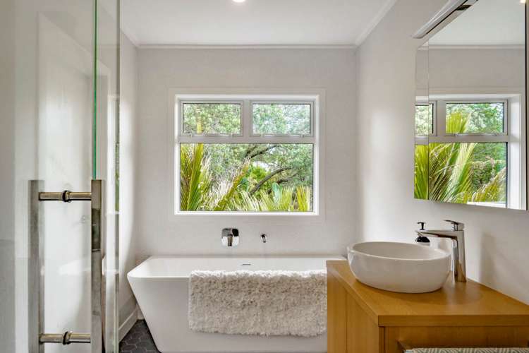 93 Edmund Street Saint Heliers_12