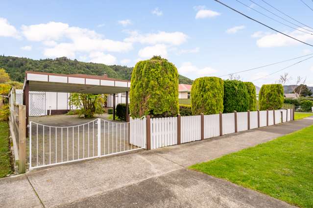 15 Holdsworth Avenue Trentham_1