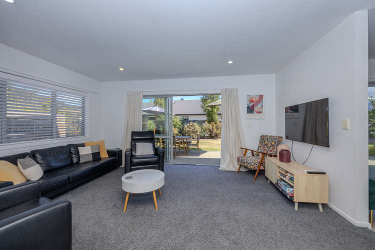 3 Finch Street Albert Town_12