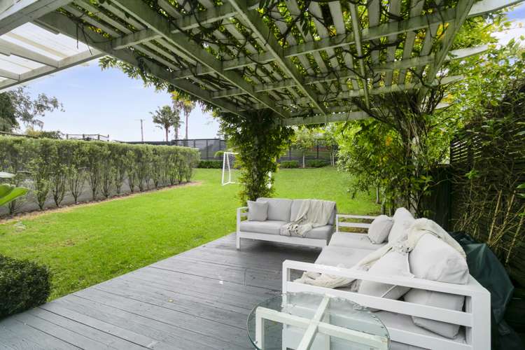 12 Park Hill Road Birkenhead_7