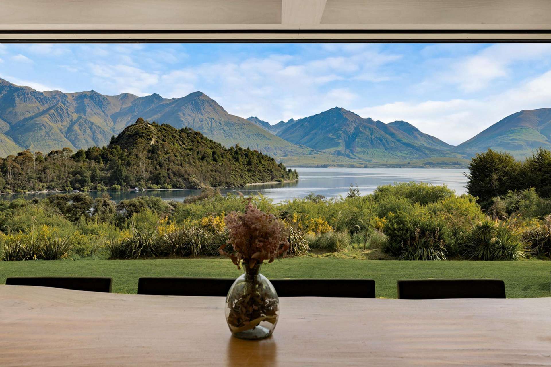 4 Fishermans Lane Mount Creighton Queenstown Houses for Sale