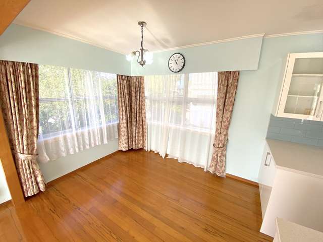 18 La Trobe Street Pakuranga Heights_3