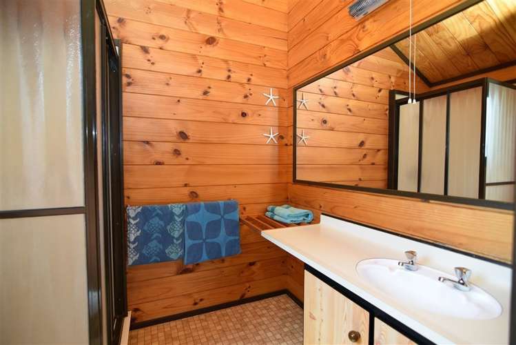 151 Ocean Beach Road Tairua_10