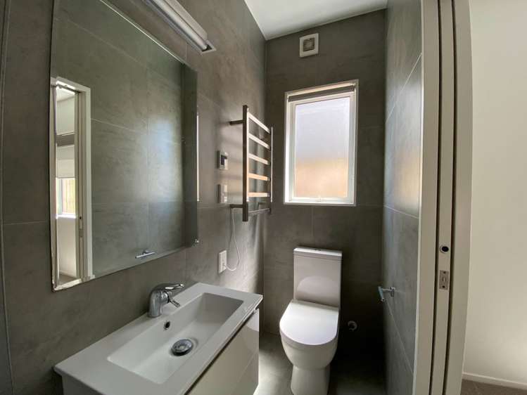 4 Calcite Avenue Flat Bush_11