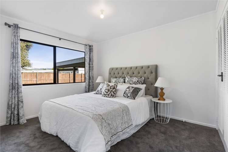 2/128a Bruce Mclaren Road Henderson_7