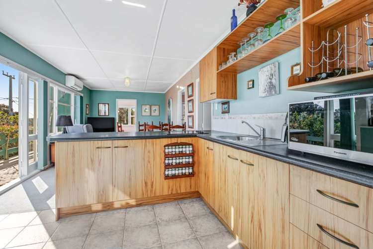 18 Kauri Road Stanmore Bay_7