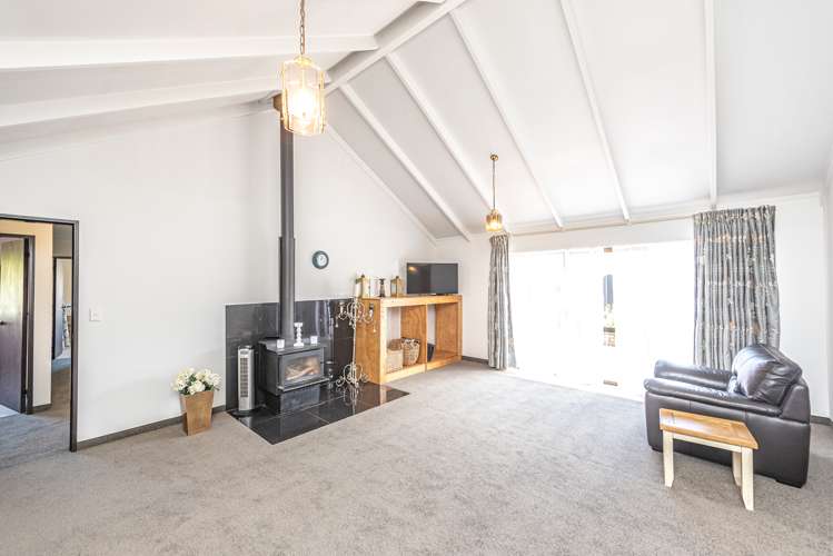 5 Downes Avenue Springvale_10