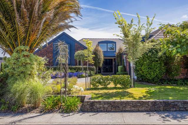 Sunlit, Elegant & Perfectly Located!