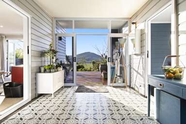 417 Paparata Road_4