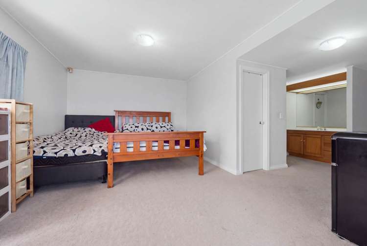 10 Veagh Place Highland Park_21