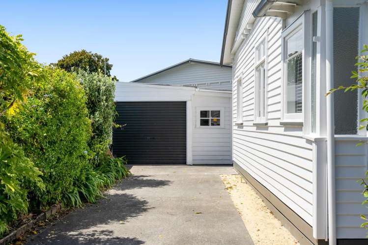 2 McVay Street Napier South_21