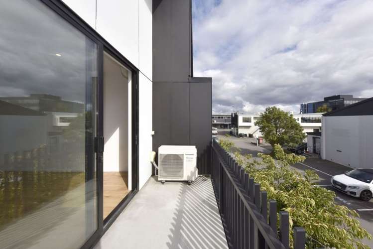 29/8-6 Waverley Street Sydenham_10