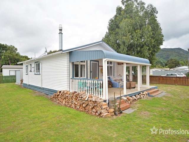 16 Brandon Street Featherston_3