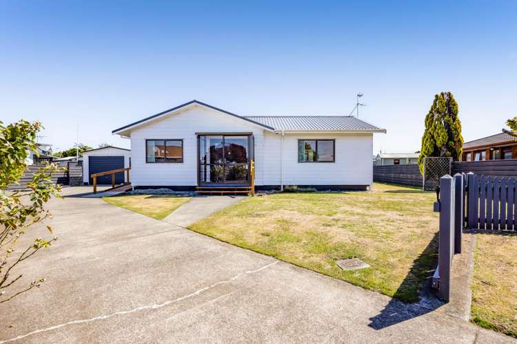 11 Heather Lea Hawera_32