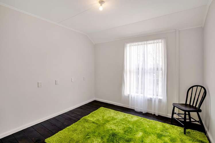 44 High Street Leeston_26